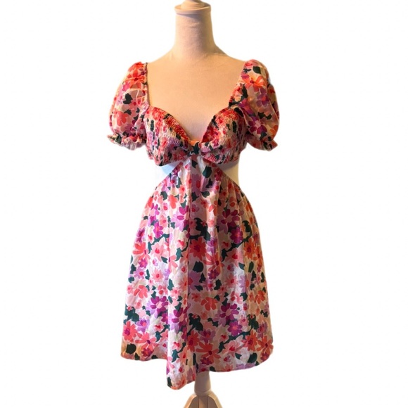 SHEIN Floral Print Cutout Dress, NWT, Size Medium - Picture 5 of 9